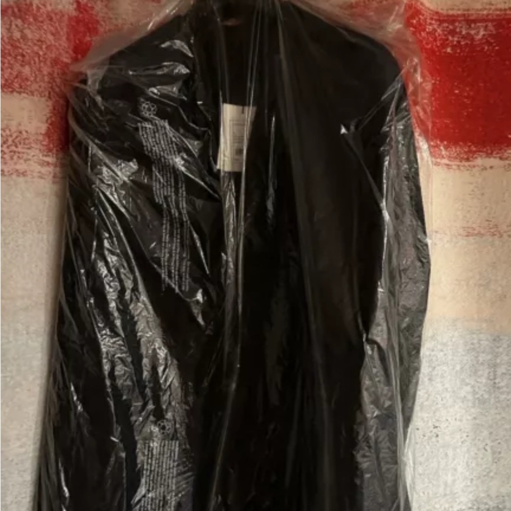 Theory’s Clinton SC F ECLIPSE Demension Check K0474101